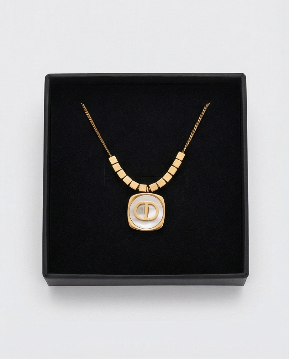 İKİZ D GOLD RENK KOLYE